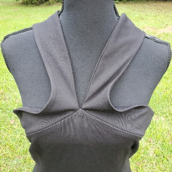 Stunning black halter dress Sleeveless NWT - Picture 2 of 7